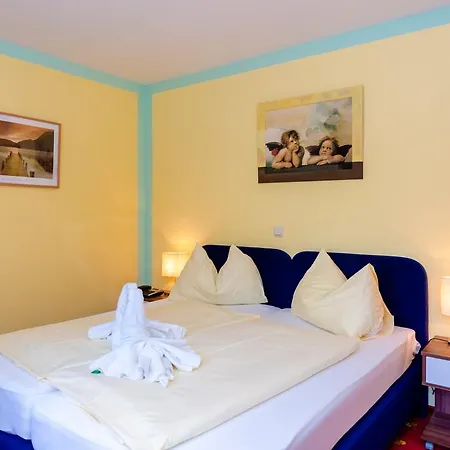 Hotel 1a Steiner 3*
